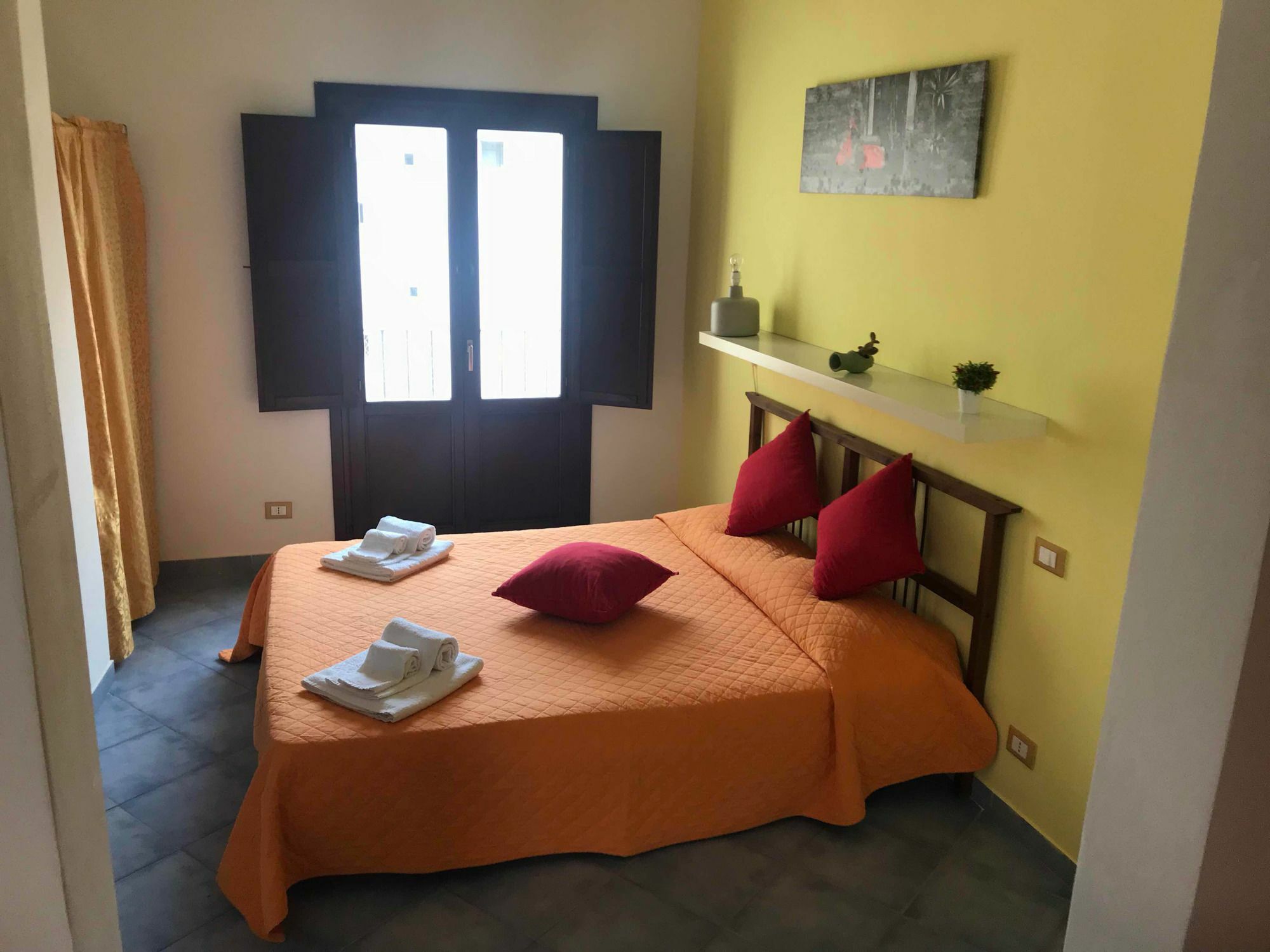 Calvano Apartments Trapani Exterior photo